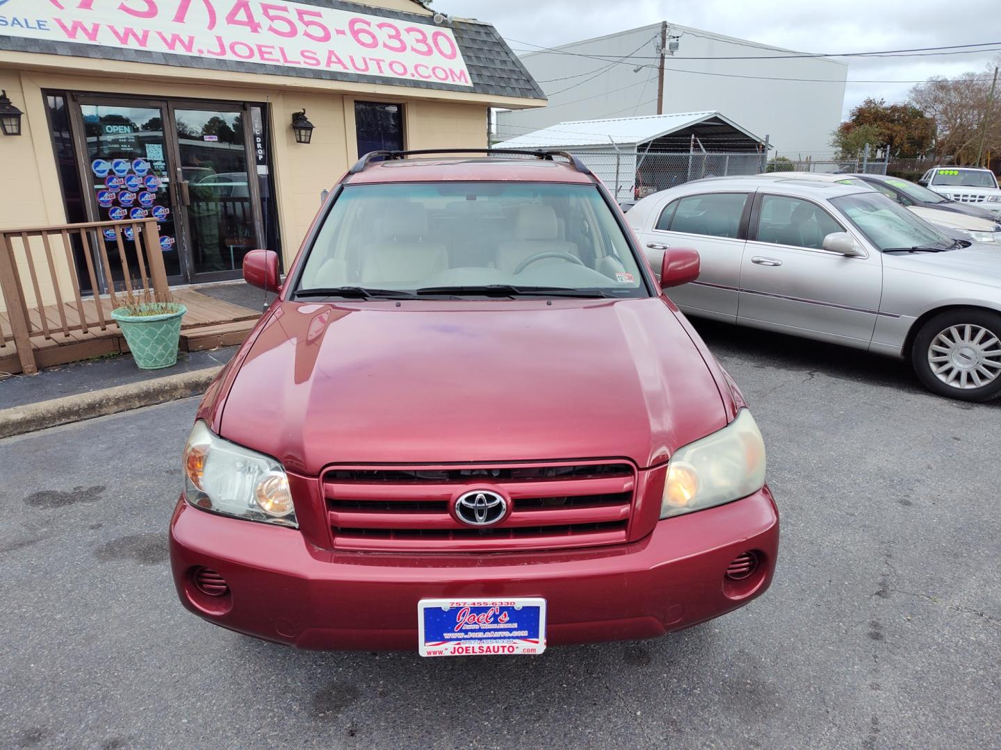 2004 Red Toyota Highlander (JTEEP21A840) , Automatic transmission, located at 5700 Curlew Drive, Norfolk, VA, 23502, (757) 455-6330, 36.841885, -76.209412 - Photo#3